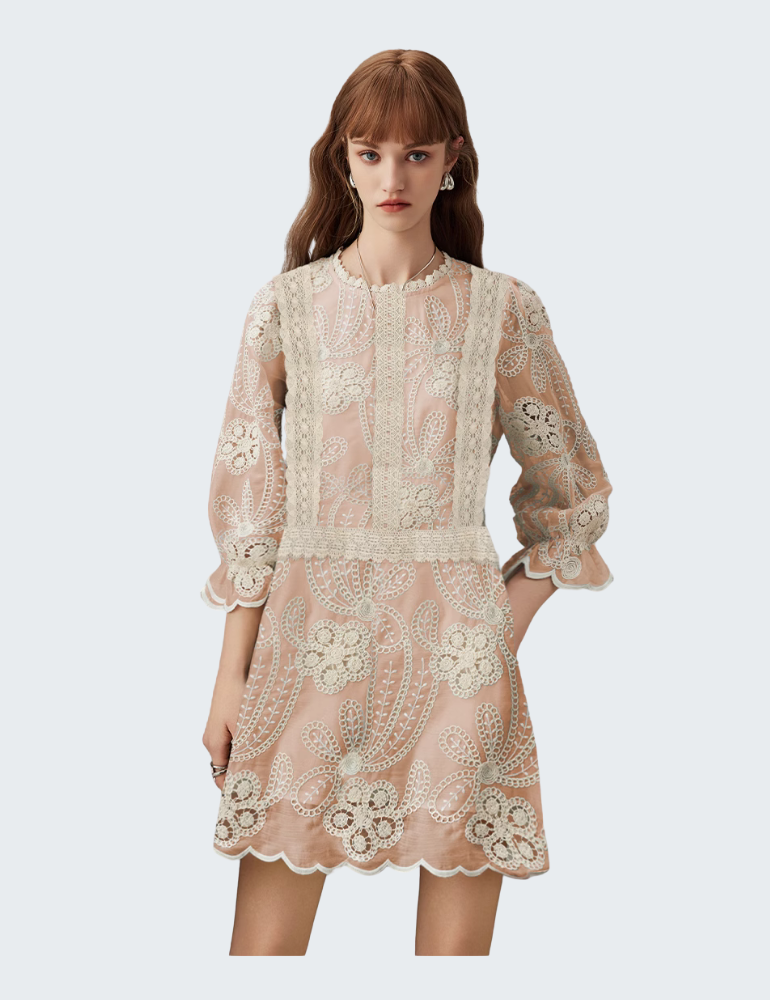 复古法式蕾丝拼接连衣裙